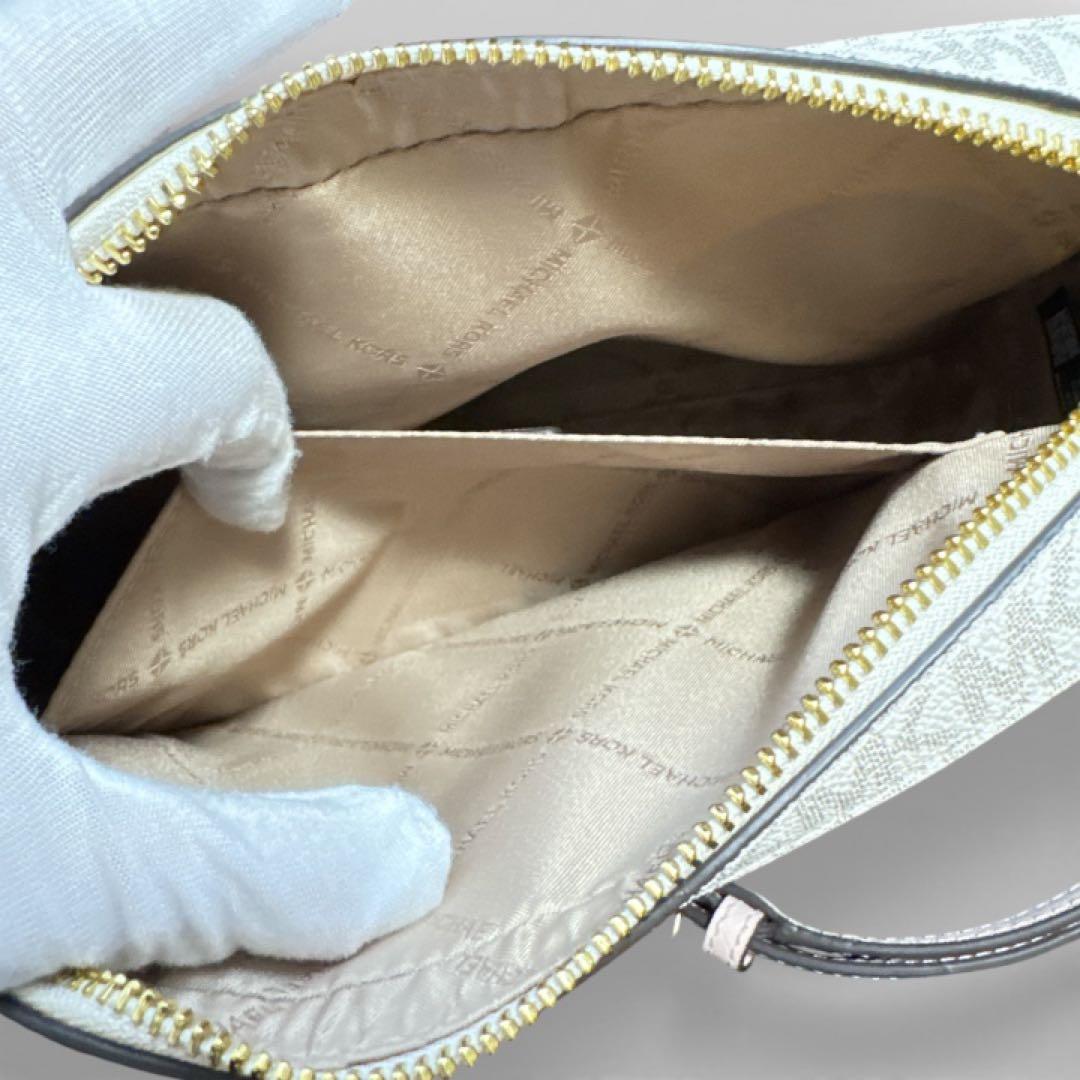 未使用　定価¥57,200マイケルコース MKシグネチャー ショルダーバッグ