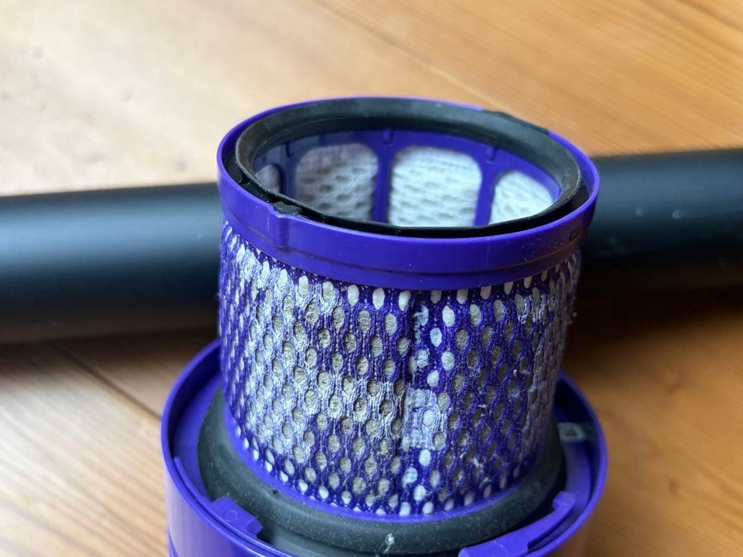 ダイソン SV12 充電式コードレスクリーナー 限定カラー