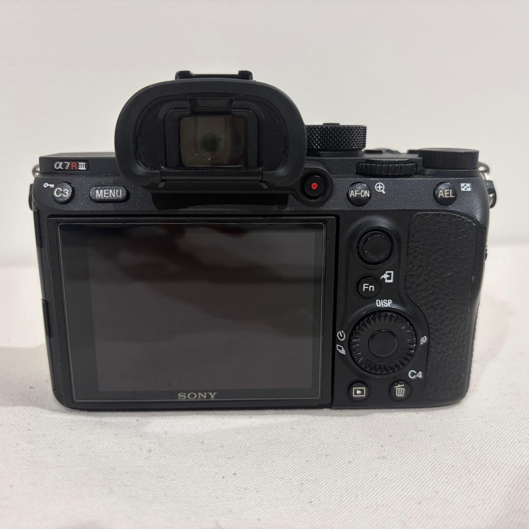 SONY α7R III（a7RⅢ）ボディ 本体