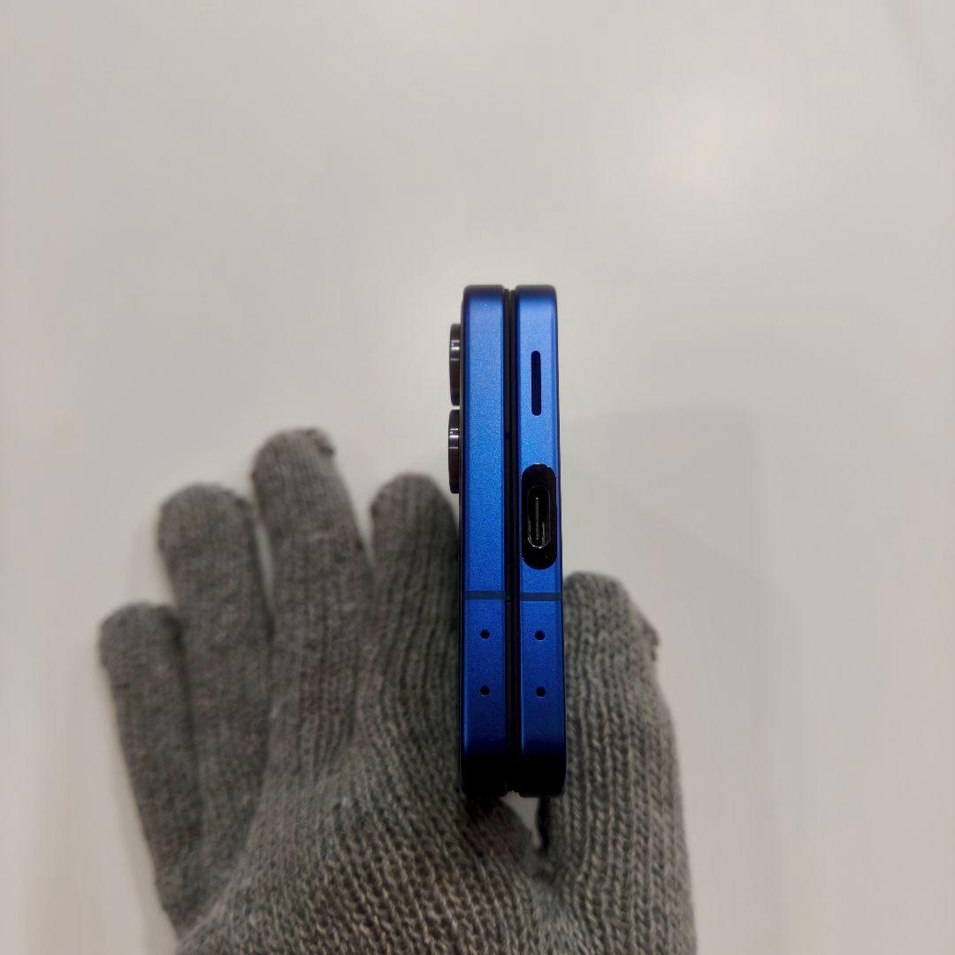 【値段交渉可能】Galaxy Z Flip 7 ブルシャドウ 512GB 韓国版