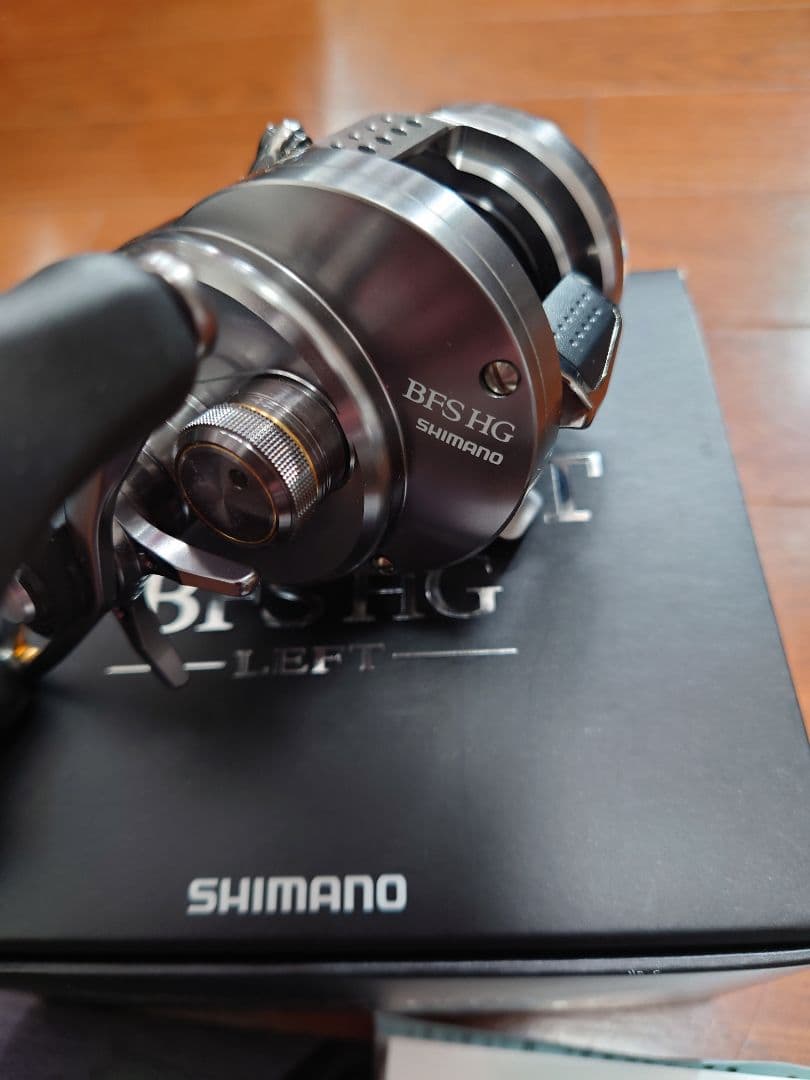 17 CONQUEST BFS新品未使用品アベイルマイクロキャストスプール付き