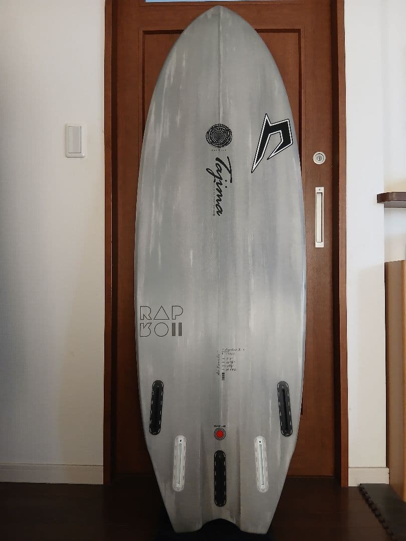 ジャスティスサーフボード RAPTOR II　tajima シェイプ