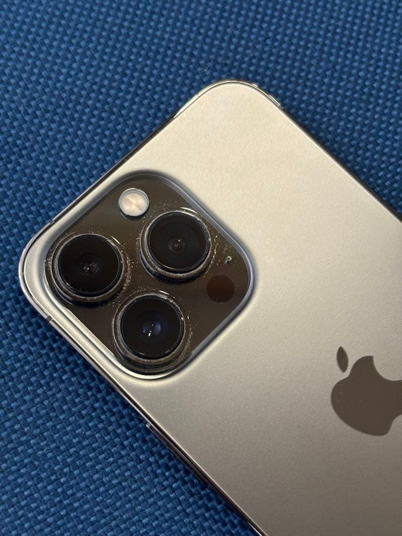 ドコモ認定中古品　iPhone 13 Pro グラファイト 128GB