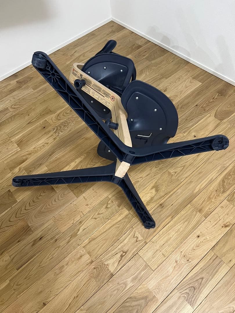 ストッケ ノミチェア　STOKKE NomiChair ベビーガードあり