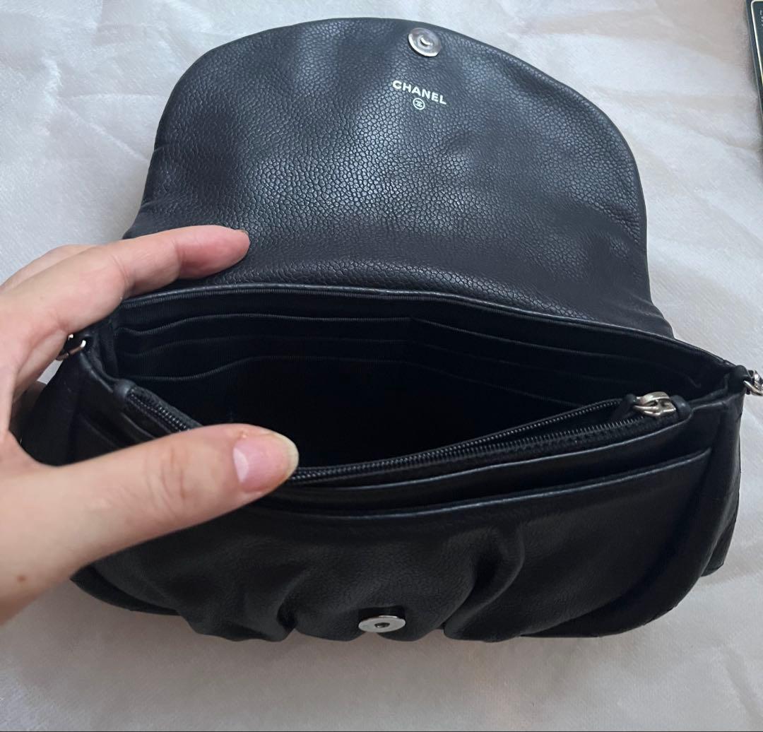 美品　シャネル ハーフムーンショルダーバッグ　チェーンウォレット キャビアスキン