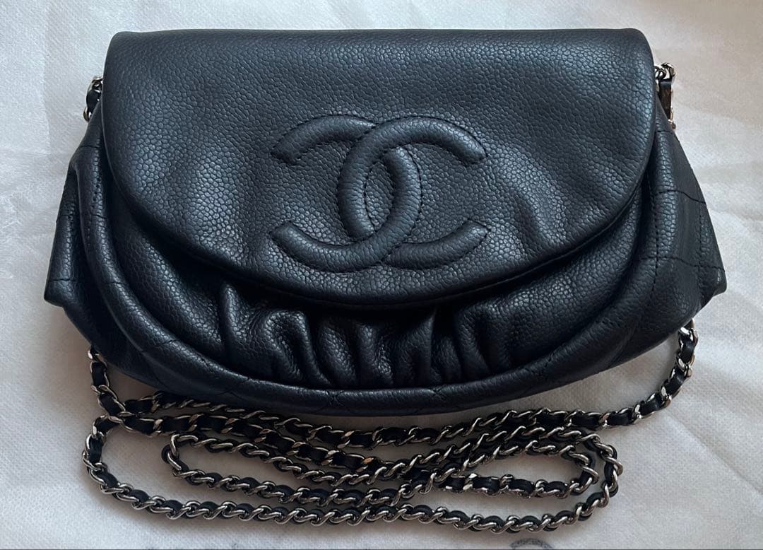 美品　シャネル ハーフムーンショルダーバッグ　チェーンウォレット キャビアスキン