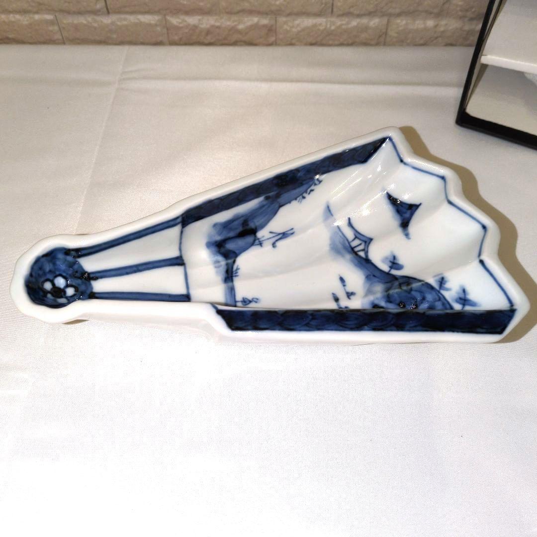 【値下げ】染付山水　半開扇　向付　青白磁　扇形皿　特選陶器５枚セット　箱入り