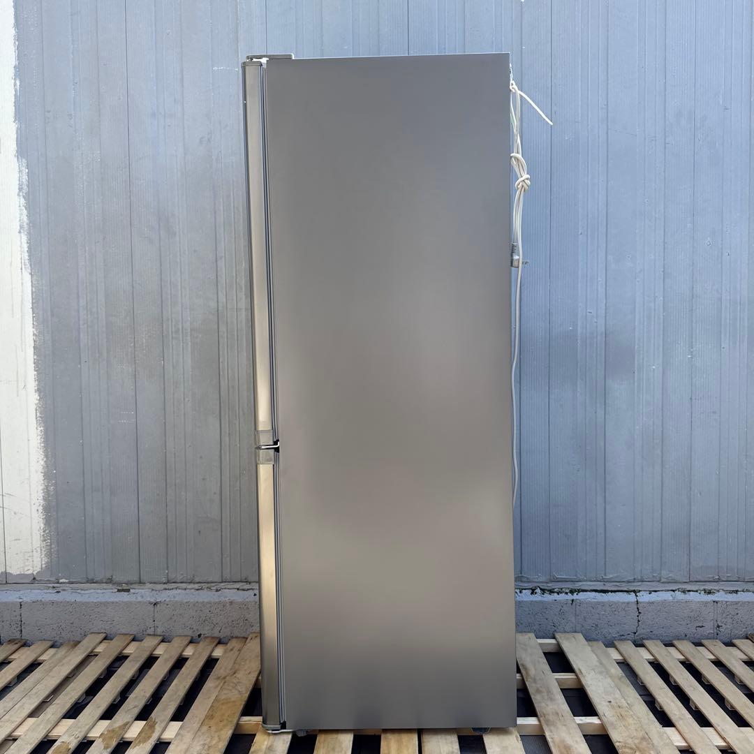 TCL 2024年製 2ドア冷蔵庫 173L 静音、省エネ設計 スリムサイズ