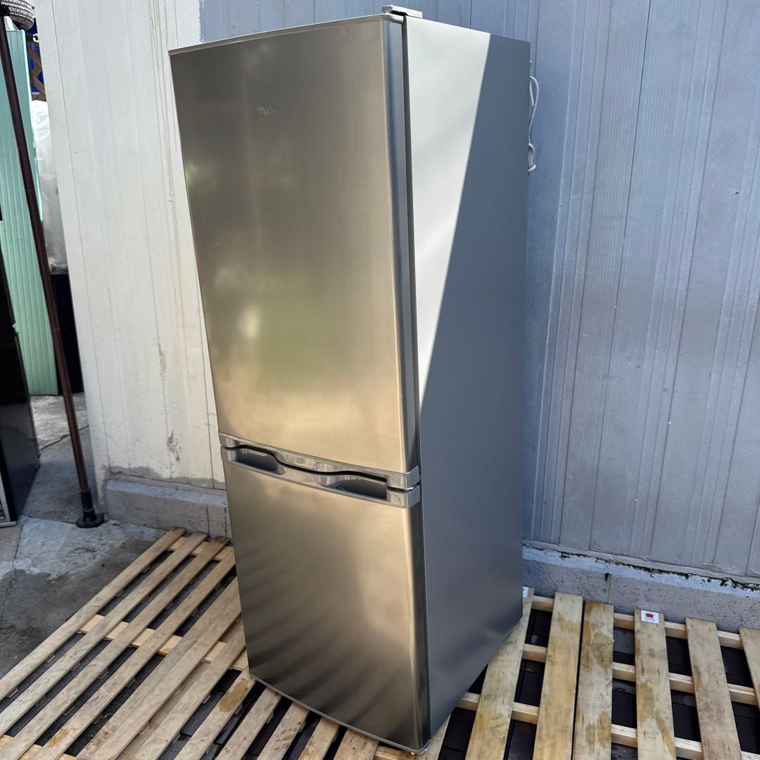 TCL 2024年製 2ドア冷蔵庫 173L 静音、省エネ設計 スリムサイズ