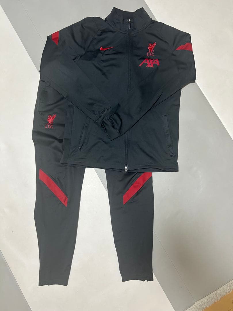 【日本未発売】リバプール 20/21 NIKE 移動着上下セット