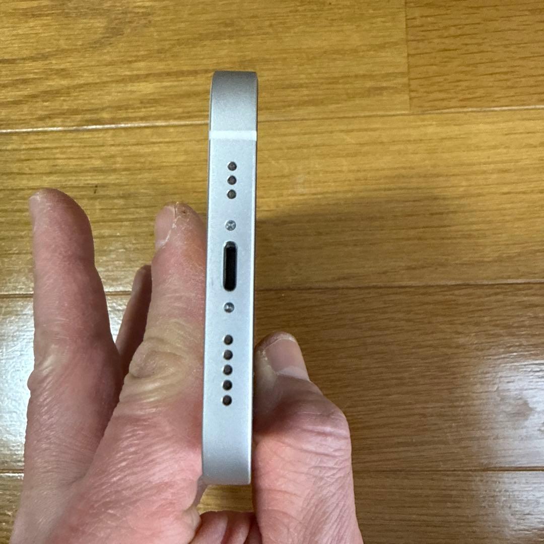 【海外製】　Apple iPhone 13 128GB シャッター音なし