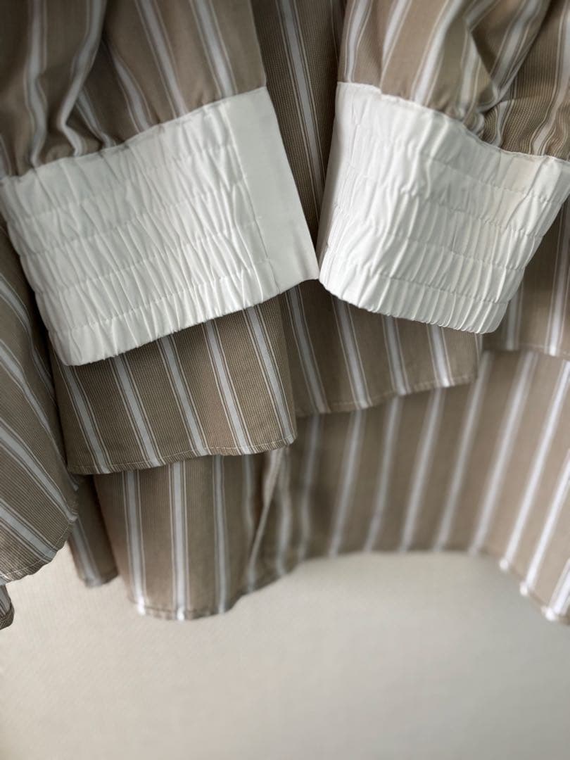 ourシワになりにくい播州織フレアブラウス　ベージュ