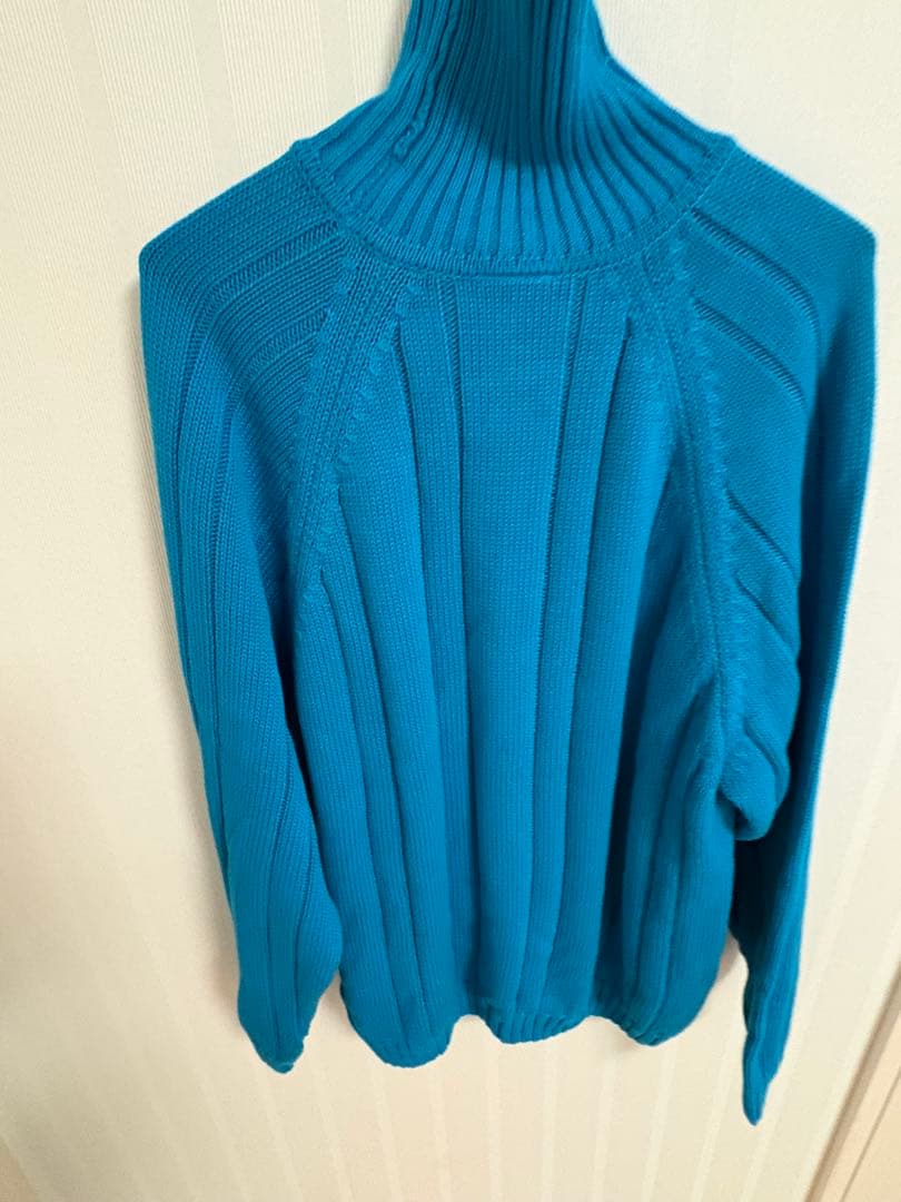 LACOSTE ケーブル編み タートルネックセーター