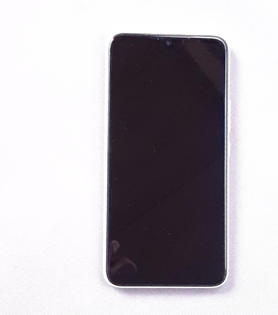 美品 楽天 BIG s 128GB ホワイト 3点 3917JR SIMフリー