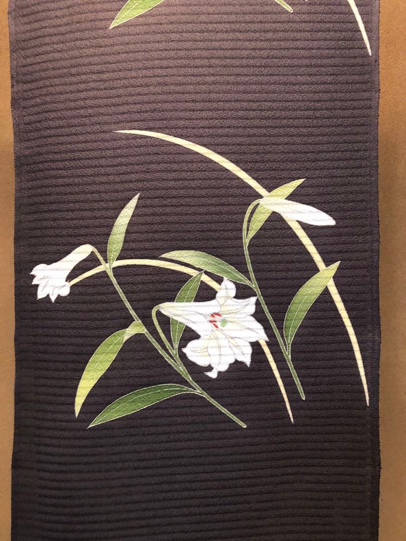 「お値下げ致しました。」単衣 夏染帯 百合 新品未仕立、生地は絽縮緬 仕立代込み