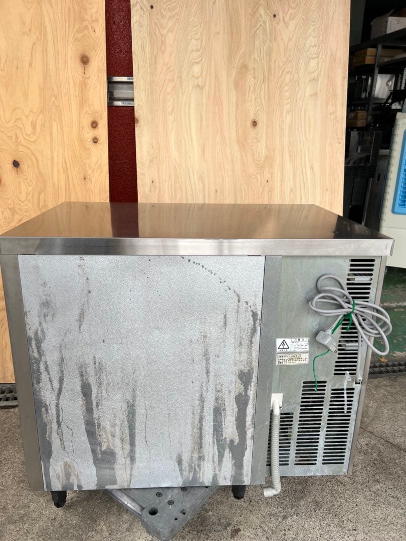 2017年 フクシマテーブル形冷凍庫 154L