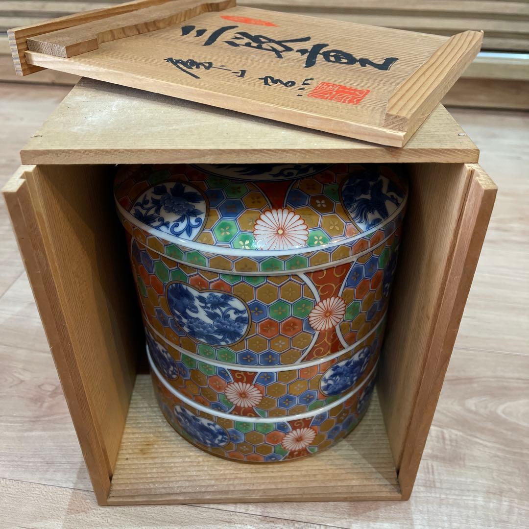 (60s)前畑　庫山窯 金彩亀甲獅子牡丹　三段重 蓋付き重ね鉢 陶器の重箱