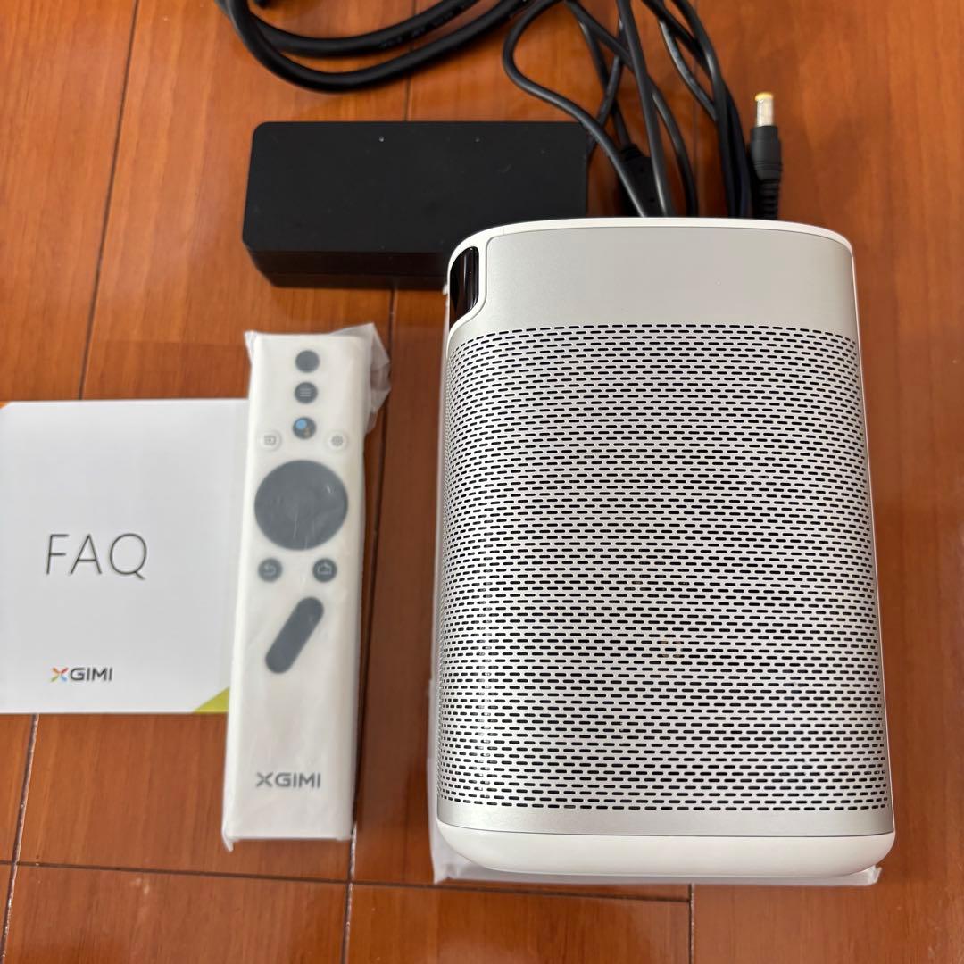 【美品】XGIMI MOGO Pro プロジェクター本体 リモコン アダプター