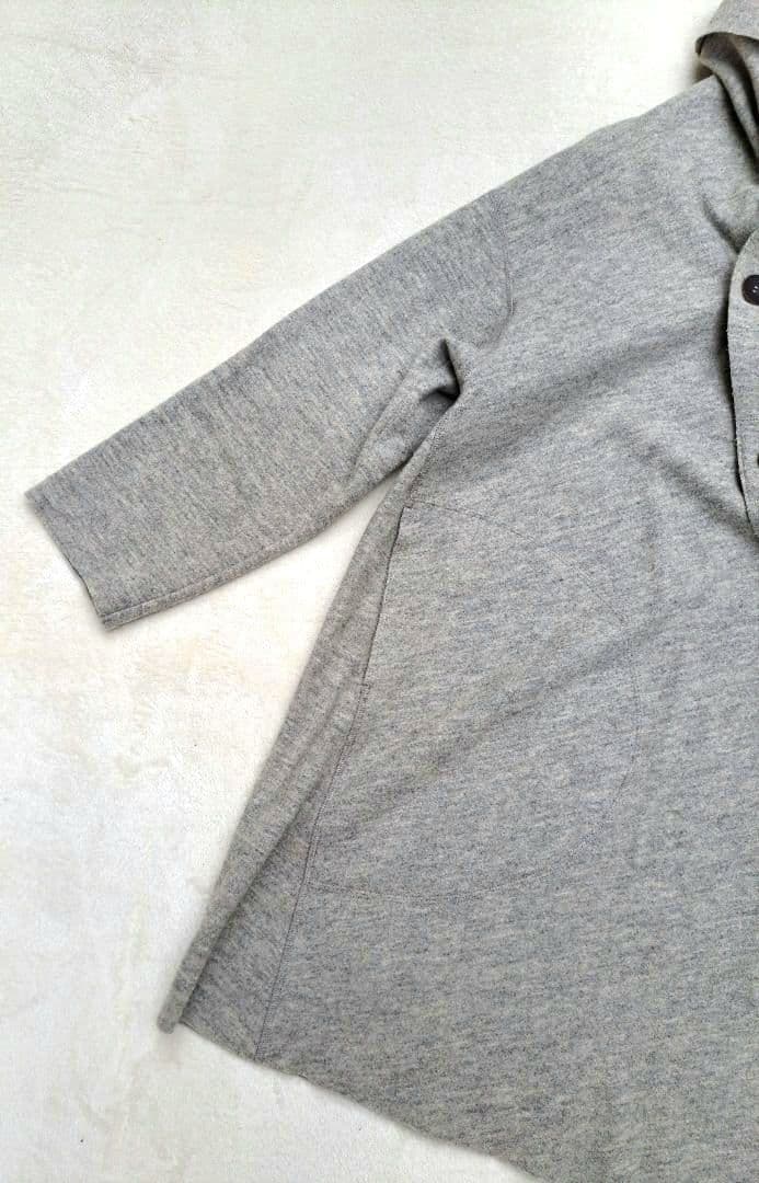 223　美品　ヨーガンレール　ウール100%コート　変形ハイネック M