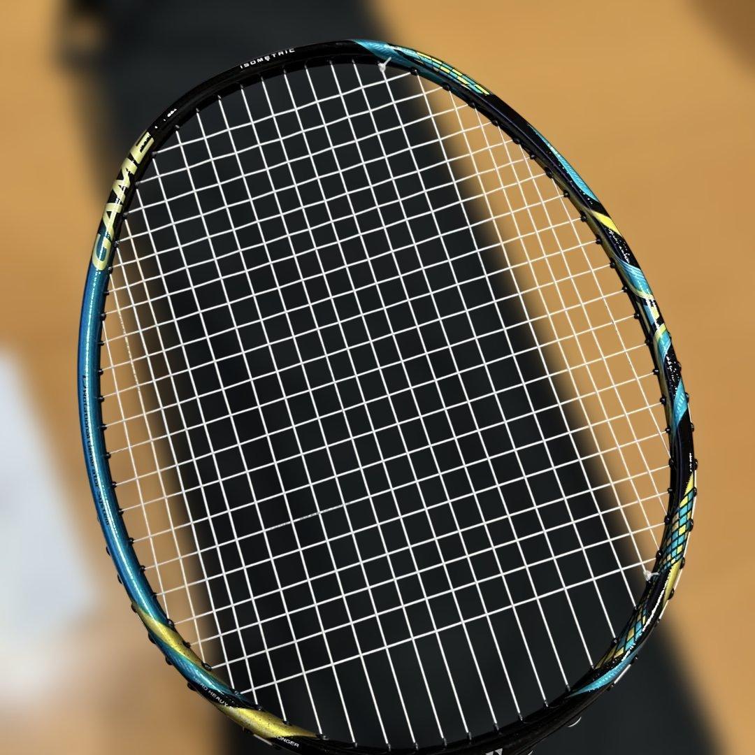 ヨネックス バドミントンラケット　アストロクス88Sゲーム