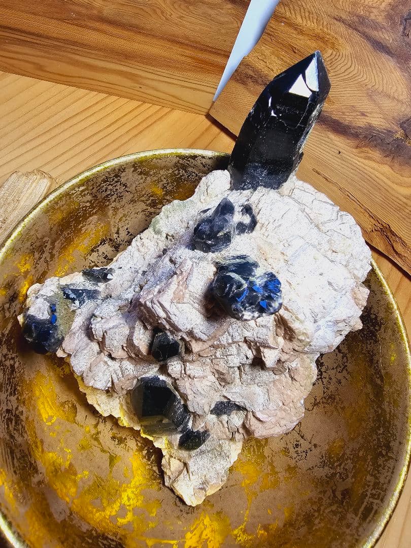 約750gあり★チベット産 モリオン(黒水晶)クラスター