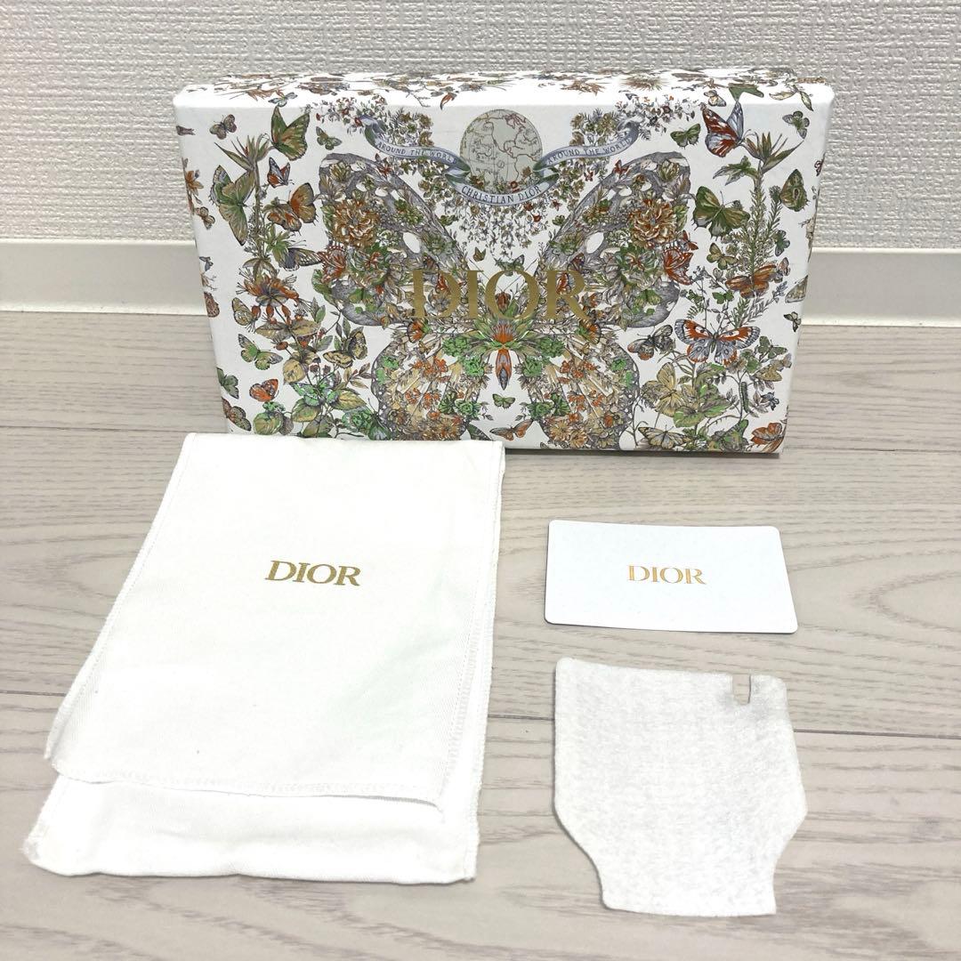 新品・新機種✨Dior　LADY DIOR　iPhone15proケース　ハート