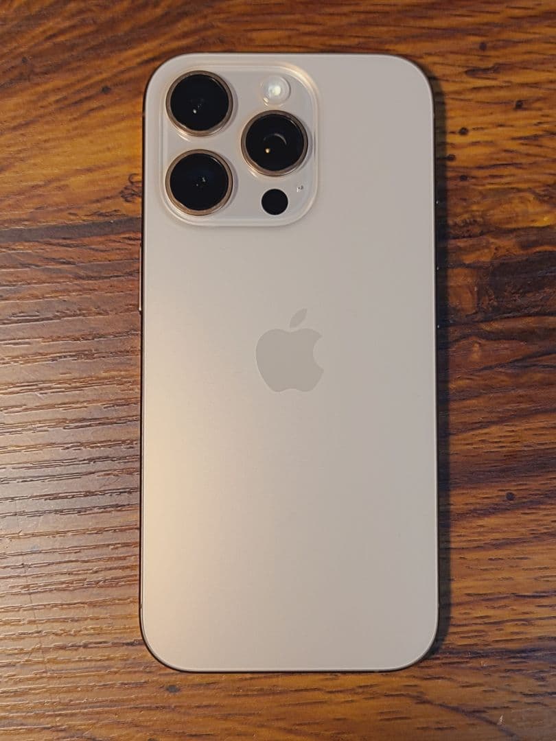 iPhone 16 Pro 128GB デザートチタニウム AppleCare+