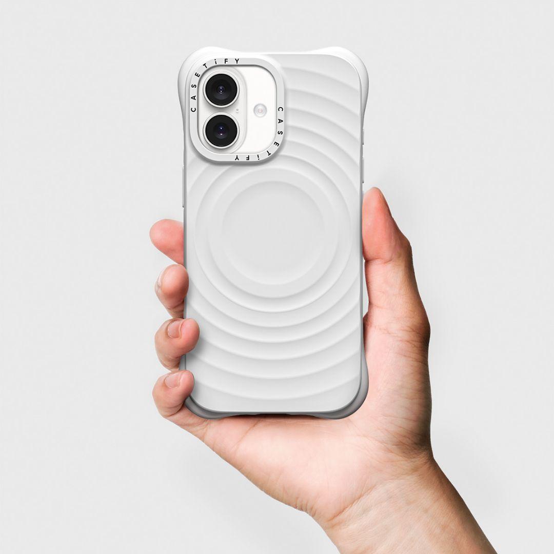 CASETiFY ウェーブ シリコンケース iPhone 17 ホワイト
