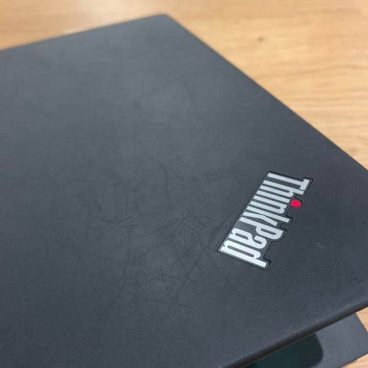 Thinkpad x1 Carbon 5th（2017）おまけ付