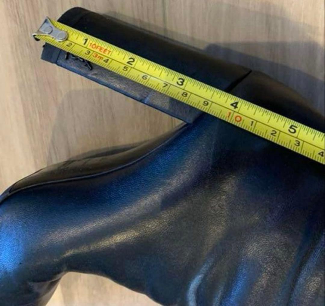 サンローラン　パリ　黒レザーブーツ 高ヒール