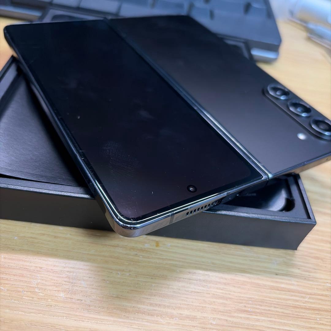 Galaxy Z Fold5 512GB クリーム SIMフリー SCG22