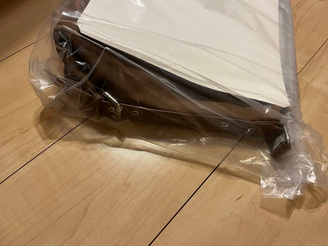 【yomo企画】チャーム付きワンハンドルベルトデザインバック