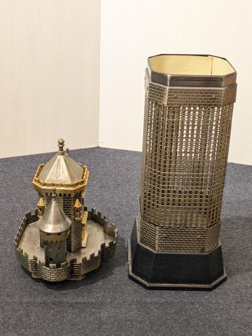 i+☆ ウイスキー 城型 ボトルケース オルゴール付き 西洋 塔 飾りケース