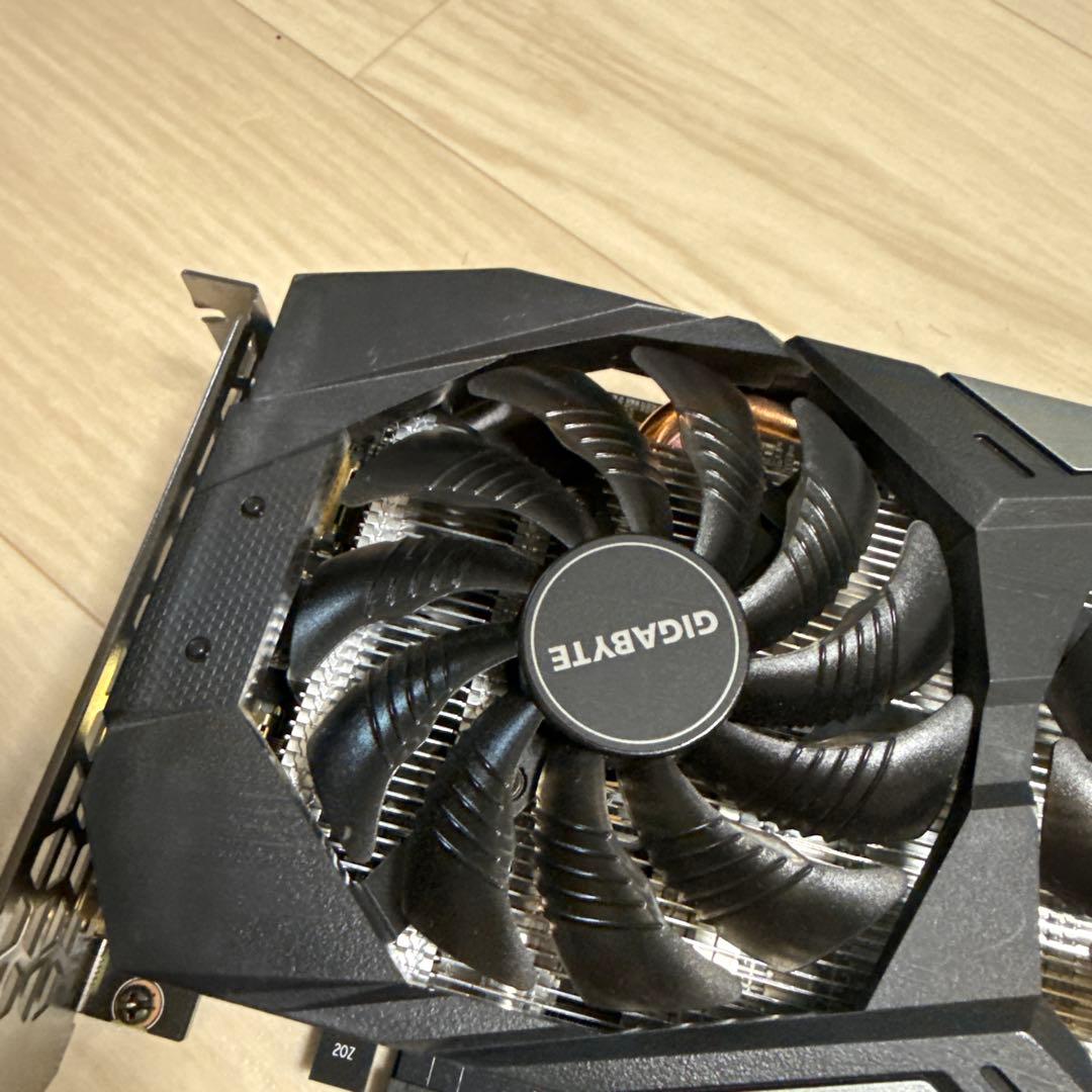 GIGABYTE グラフィックボード デュアルファン　ジャンク