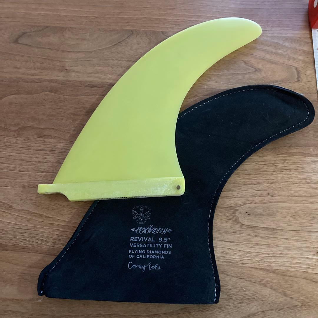Corey Colapinto Revival 9.5 フィン