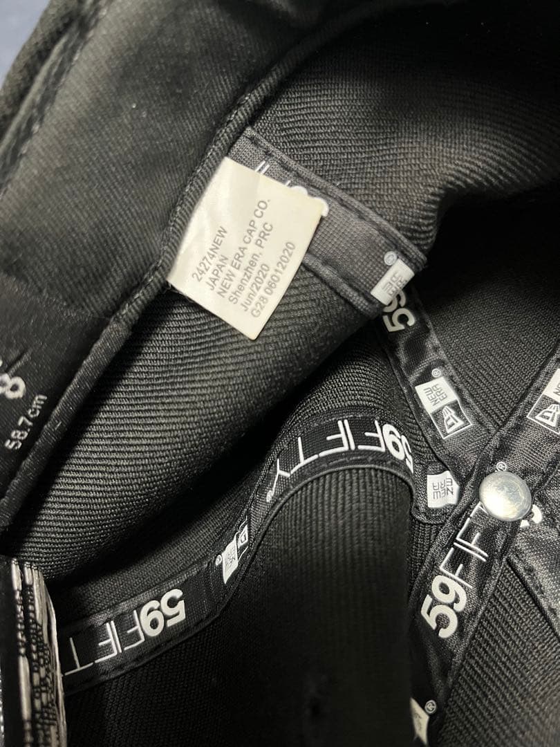 Supreme S Logo New Era® \"Black\" (20FW)