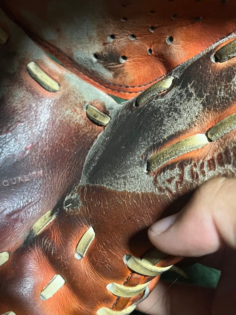 硬式左投げ投手用グローブ　ミズノプロ