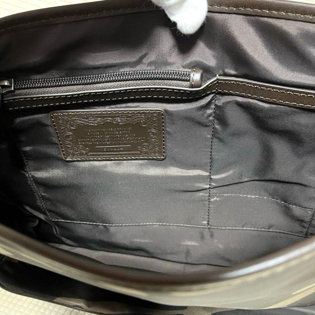 美品HUNTING WORLD ハンティングワールドショルダーバッグ　カモフラ