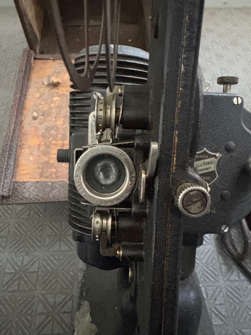 FILMO 8mmフイルム映写機　アンティーク雑貨