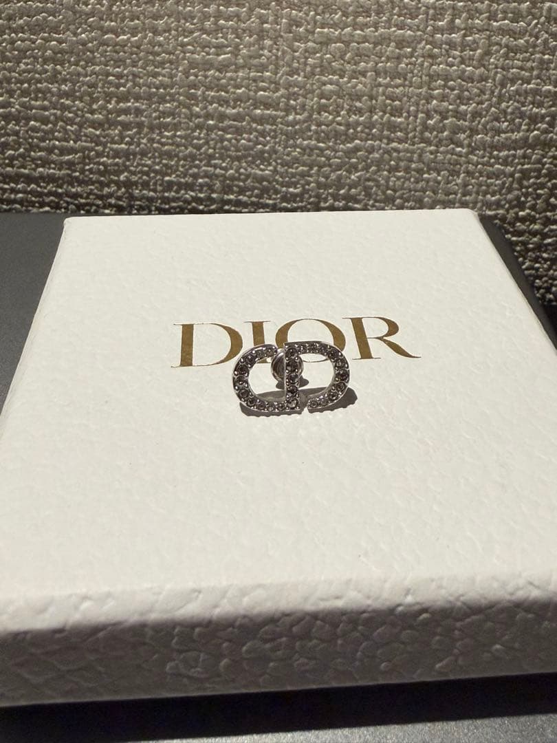 dior ピアス　片耳