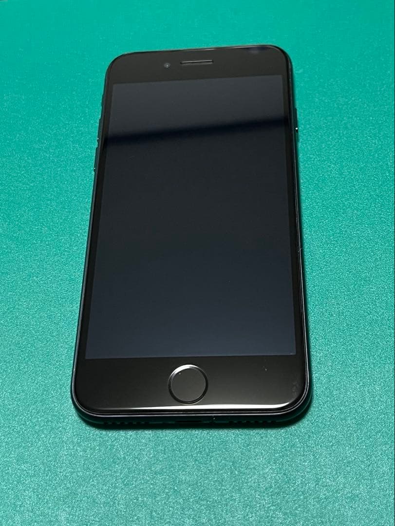 【美品】iPhone SE 第3世代 ブラック 64GB バテリ100% 122