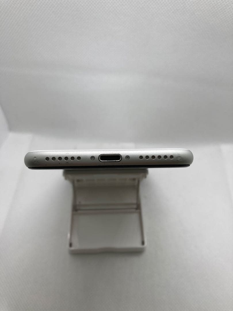 【897】Apple iPhone SE 第2世代 256GB