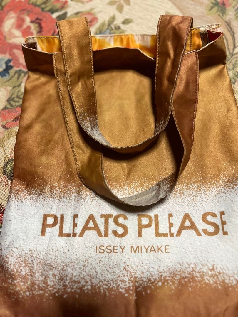 レア♡プリーツプリーズトートバッグ　可愛い♡フルーツ柄