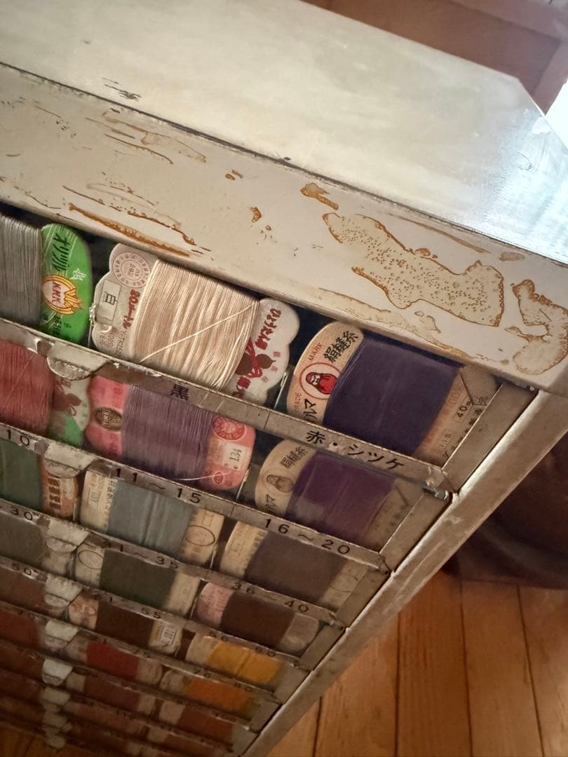 店舗什器 ディスプレイ糸ケース