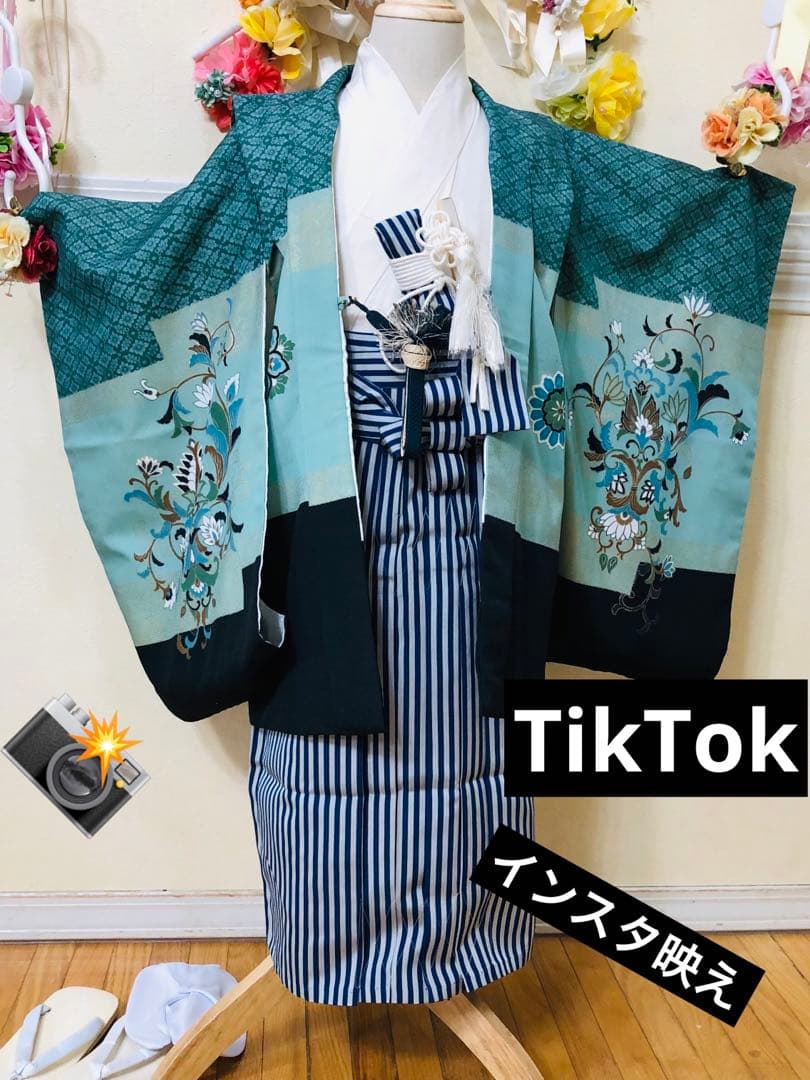 七五三 五歳‼️グリーン系に鷹金彩煌びやか‼️袴未使用しつけ糸付き‼️完全フルセット‼️