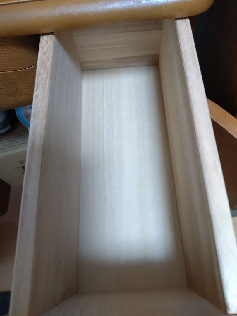 木製 三面鏡ドレッサー（収納たっぷり・鏡裏収納・コンセント付き）