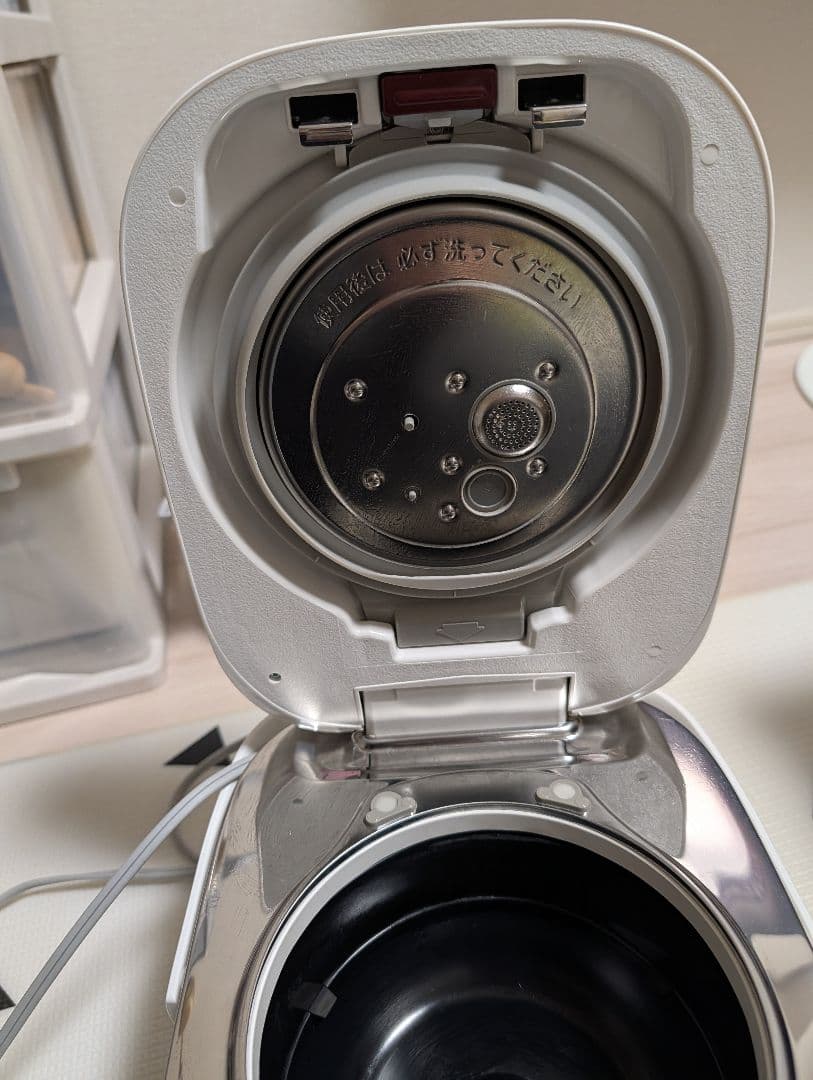 【大特価】炊飯器（パナソニックSR-JW058）