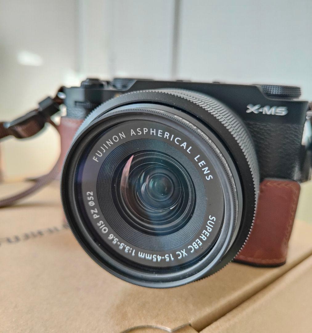 【超美品】Fujifilm X-M5 デジタル一眼カメラ