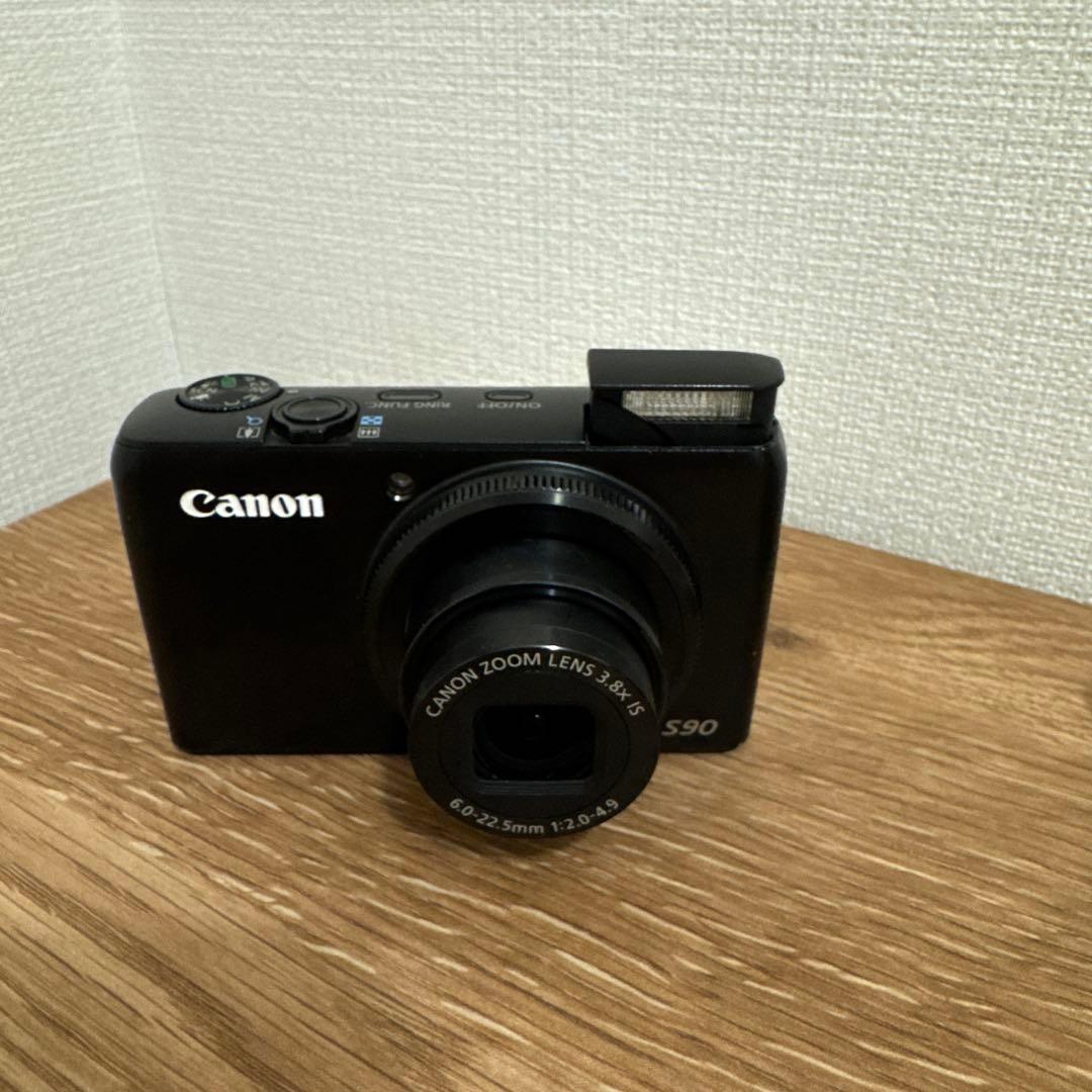 美品 Canon PowerShot S90 コンパクトデジタルカメラ