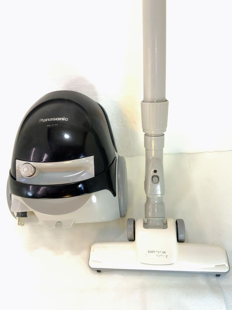 Panasonic 紙パック式クリーナー　MC-PB5F-KK ブラック